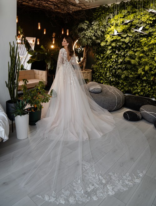https://elisebride.ro/images/stories/virtuemart/product/JASMINE            (3).jpg